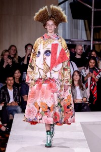 Comme des Garçons RTW Spring 2018
