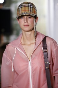 Details at Burberry RTW Spring 2018