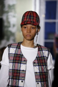 Details at Burberry RTW Spring 2018