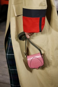 Details at Burberry RTW Spring 2018