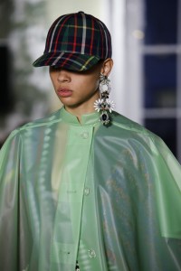 Details at Burberry RTW Spring 2018