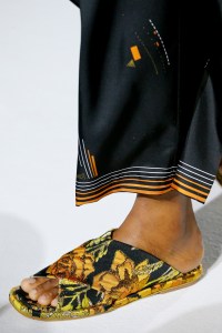 Details at Dries Van Noten RTW Spring 2018