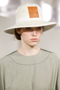 Details at Loewe RTW Spring 2018