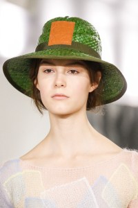 Details at Loewe RTW Spring 2018