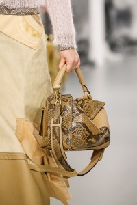 Details at Loewe RTW Spring 2018