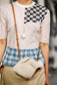 Details at Loewe RTW Spring 2018