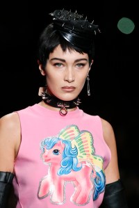 Details at Moschino RTW Spring 2018