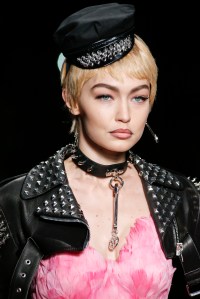 Details at Moschino RTW Spring 2018