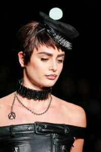Details at Moschino RTW Spring 2018