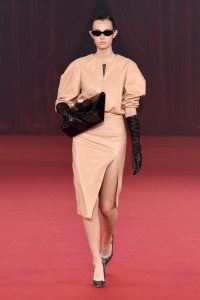 Off-White RTW Spring 2018