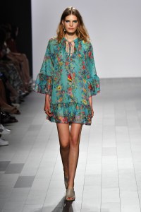 Tadashi Shoji RTW Spring 2018