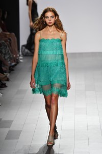 Tadashi Shoji RTW Spring 2018