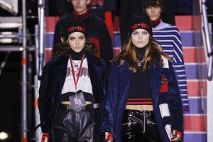 Tommy Hilfiger RTW Spring 2018