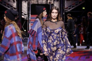Tommy Hilfiger RTW Spring 2018