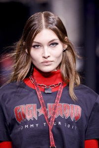 Tommy Hilfiger RTW Spring 2018