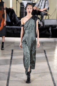 Yang Li RTW Spring 2018