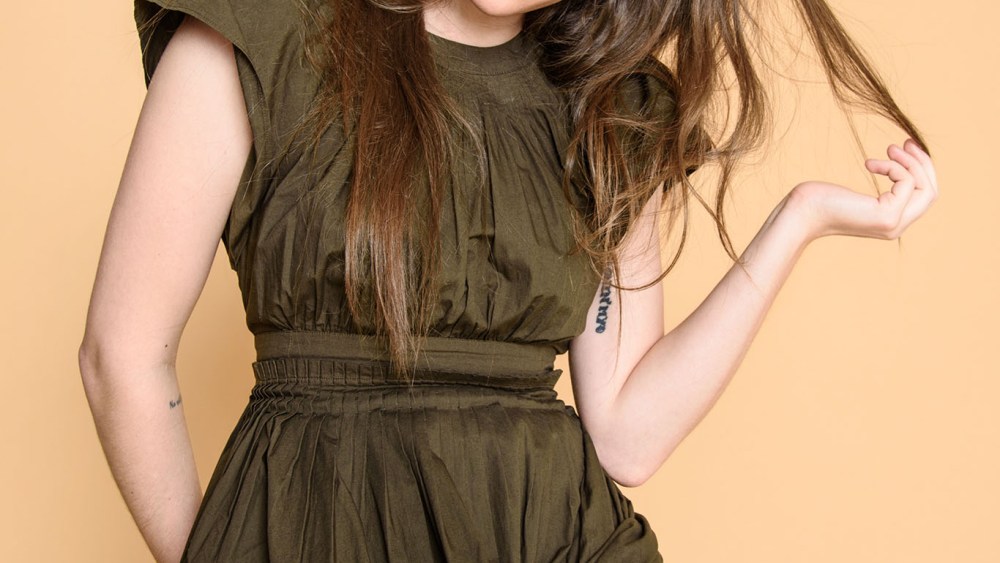 Carly Chaikin