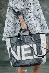 Details at Chanel RTW Spring 2018