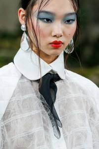 Details at Chanel RTW Spring 2018