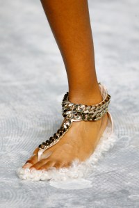 Details at Giambattista Valli RTW Spring 2018
