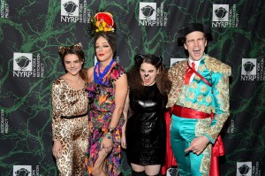 Melanie Moore, Taylor Trensch, Beanie Feldstein, Gavin Creel