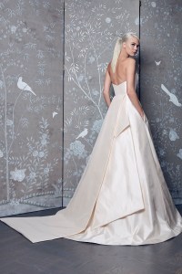Legends Romona Keveza Bridal Fall 2018