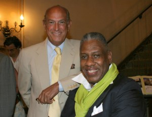 Oscar De La Renta during Andre Leon Talley Book Signing at Rinozzoli Book Store in New York City - July 19, 2005 at Rinozzoli Book Store in New York City, New York, United States. (Photo by Shareif Ziyadat/FilmMagic)