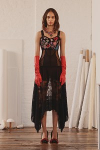 Alexander McQueen Resort 2018