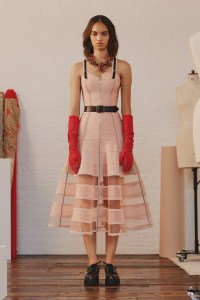 Alexander McQueen Resort 2018