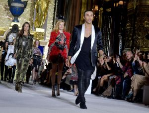 Olivier Rousteing, Natalia Vodianova and Alessandra Ambrosio, Balmain RTW Spring 2018.