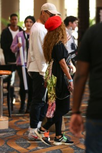Street style at Complexcon 2017.