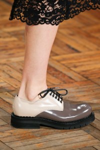 Details at Antonio Marras RTW Fall 2018