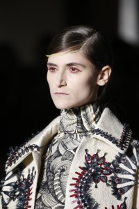 Details at Dries Van Noten RTW Fall 2018
