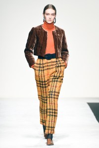 Laura Biagiotti RTW Fall 2018