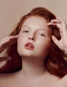Tess McMillan appears in Marc Jacobs Beauty's Shameless foundation campaign.