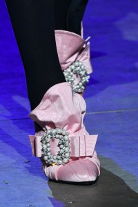 Details at Marc Jacobs RTW Fall 2018