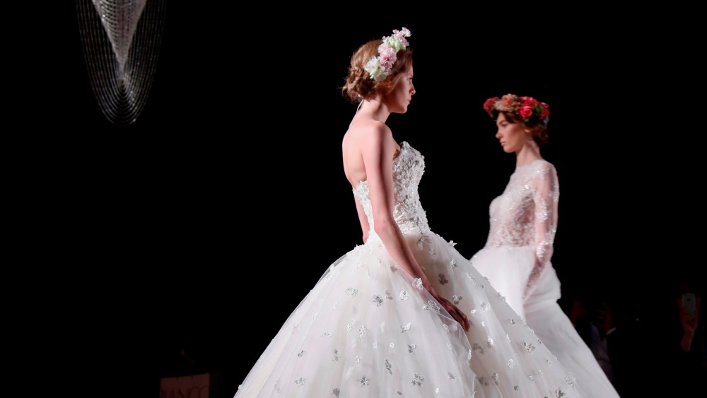 Si Sposaitalia Collezioni's White Carpet fashion show.