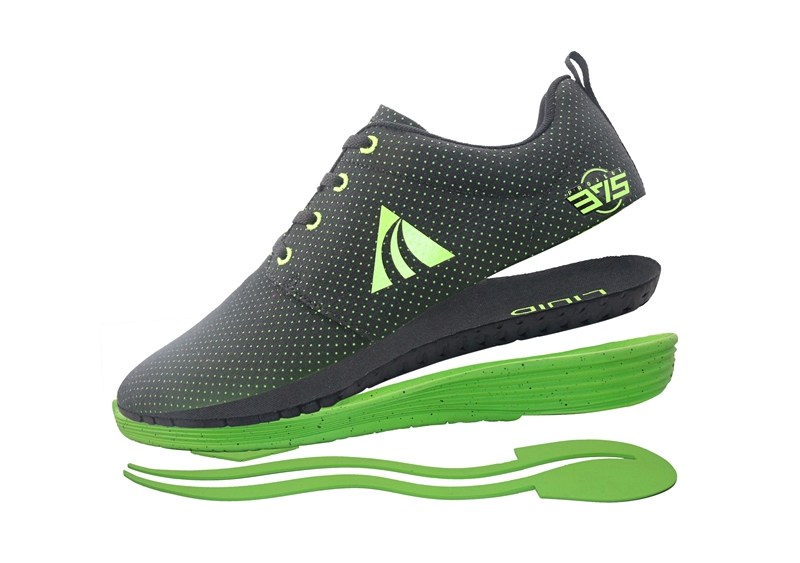 NY Jets’ Brandon Marshall Launches Shoe Good Cause
