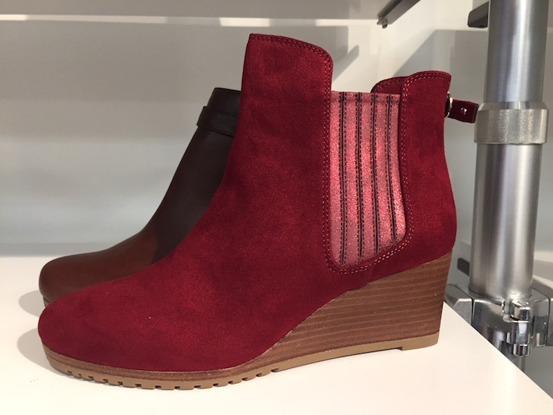 The Lab boots