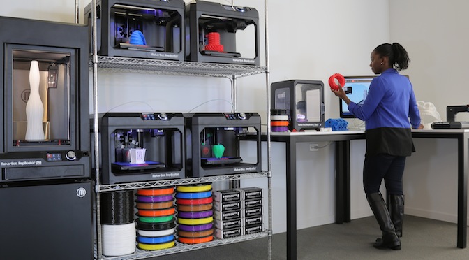 MakerBot Debuts Easy--Use 3D Printing Starter Lab