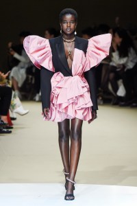 Alexander McQueen RTW Fall 2018