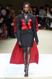 Alexander McQueen RTW Fall 2018