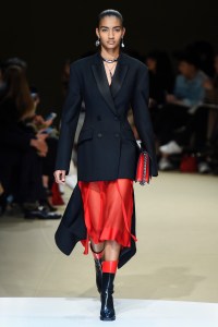Alexander McQueen RTW Fall 2018