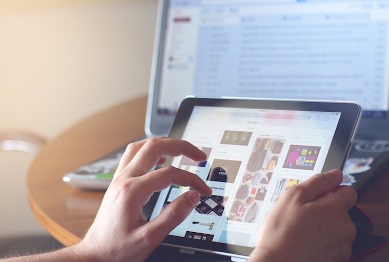 E-Commerce Leads US Retail Sales Gain June