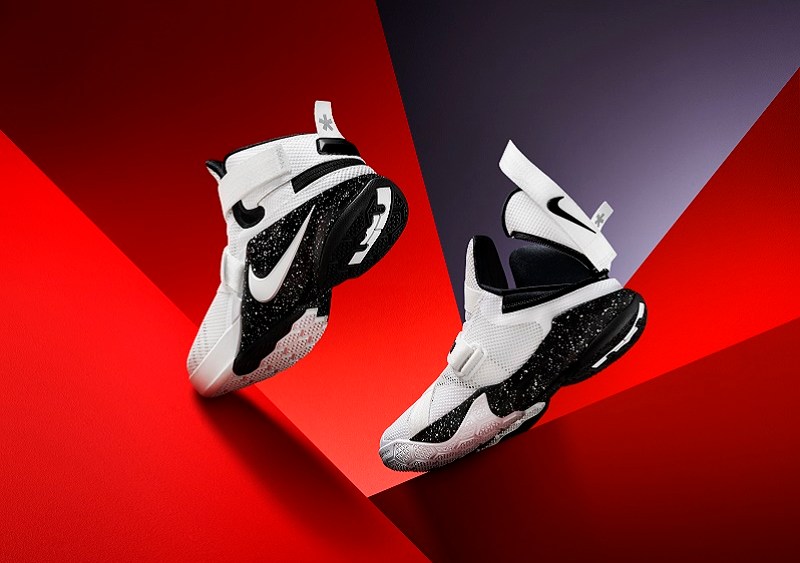 2016 Was Huge Athletic Footwear, So Why Did Nike Struggle?