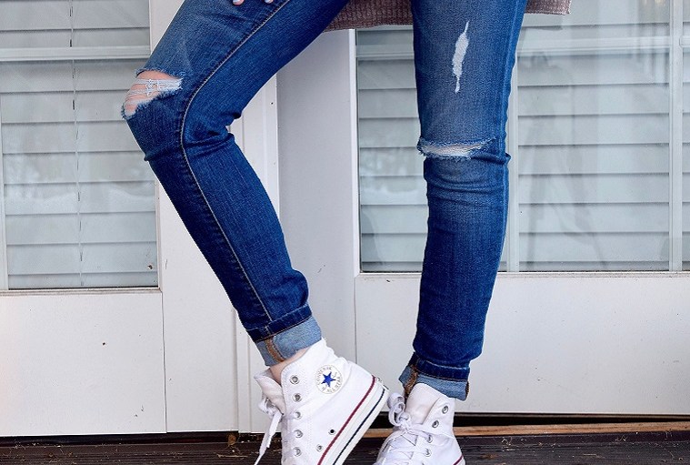 Are Skinny Jeans Causing Health Problems?