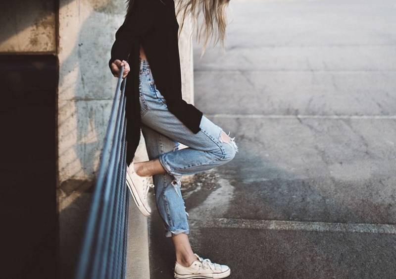 How Will Gender Neutral, Off-Price & Self-Gifting Shape Footwear 2016?