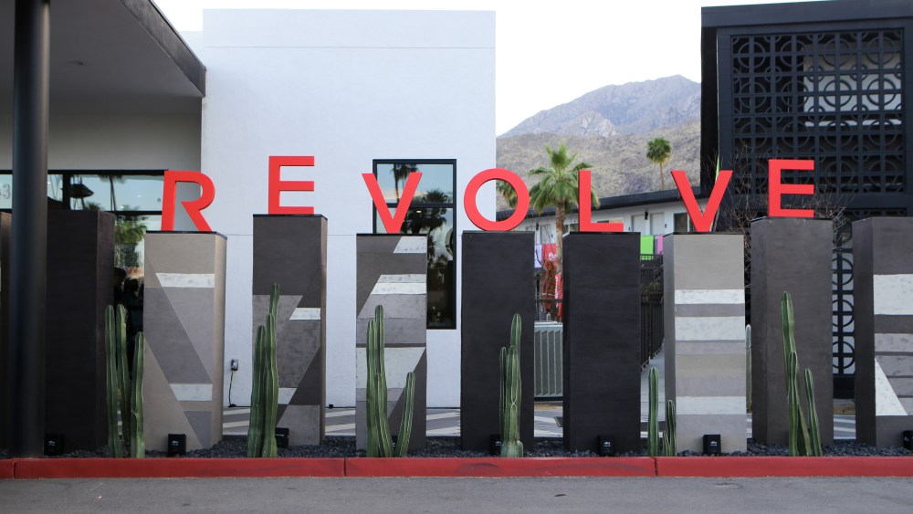#hotelRevolve