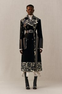 Alexander McQueen Pre-Fall 2018