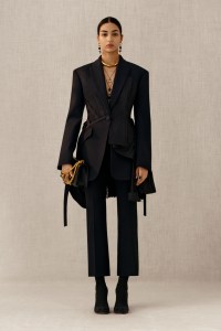 Alexander McQueen Pre-Fall 2018